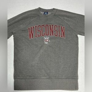 Outta Town gear sports sweater Wisconsin on badgers size XS